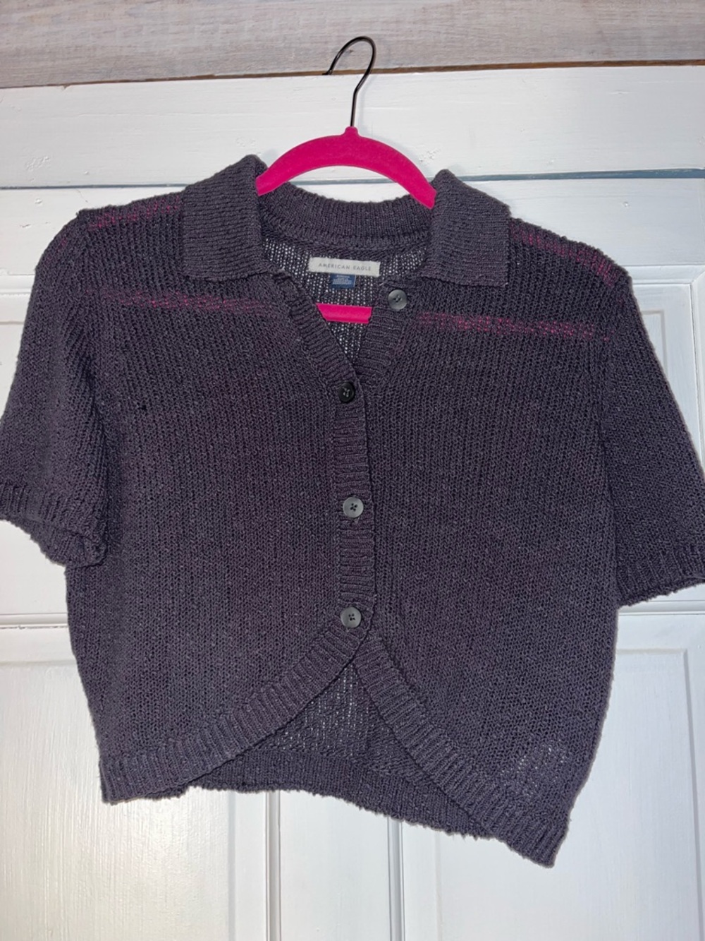 NWOT American Eagle cropped button down short sleeve shirt -  S